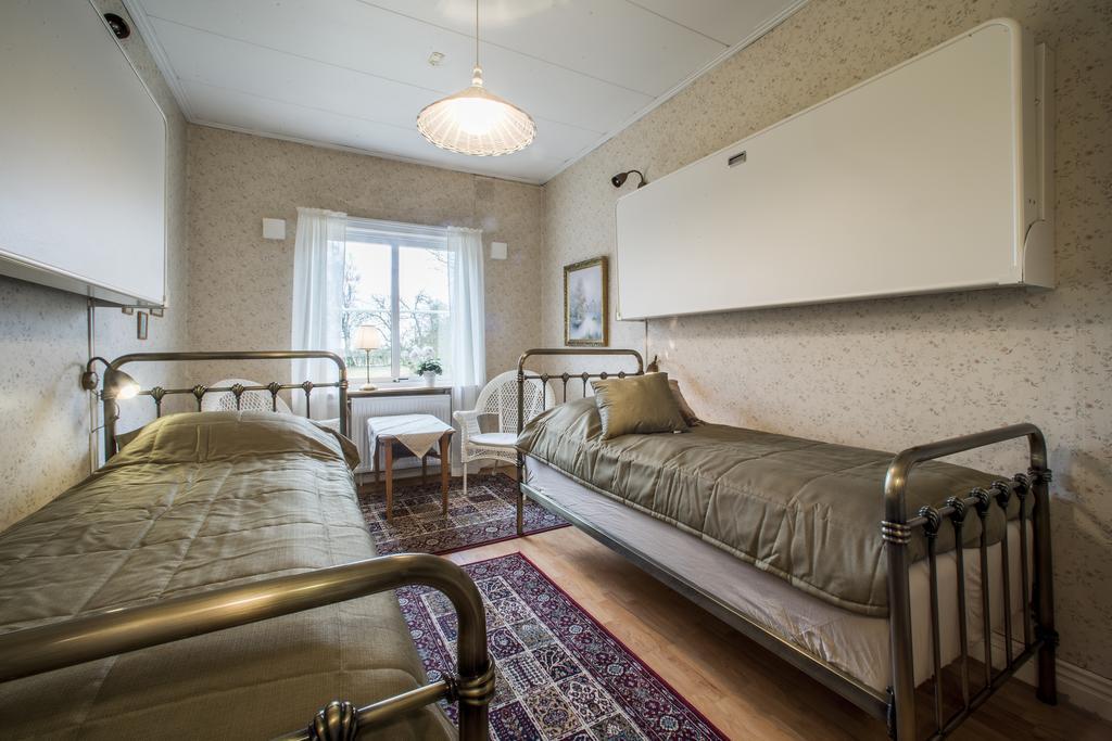 Anna's Bed & Kitchen Ostello *